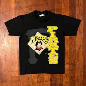 Vintage Pittsburgh Pirates MLB Baseball ‘90s Graphic T-shirt